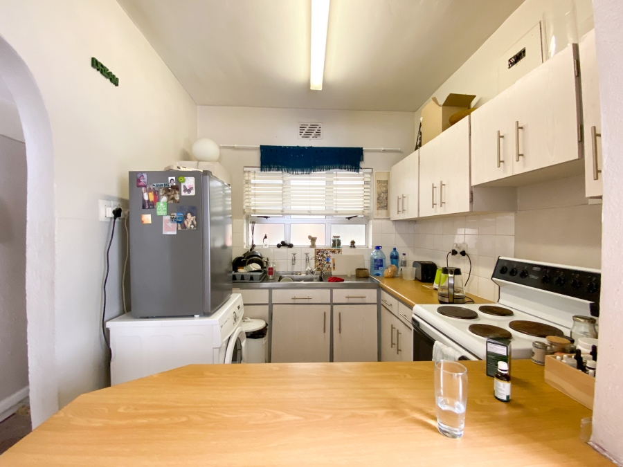 1 Bedroom Property for Sale in Oranjezicht Western Cape